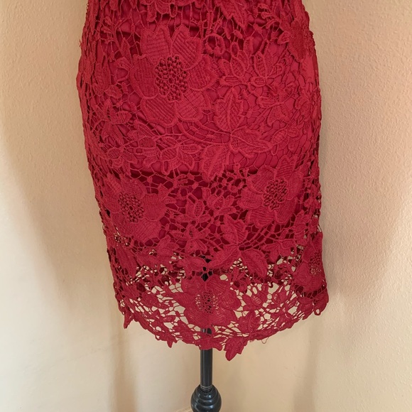 Deep red midi lace skirt - Picture 5 of 6
